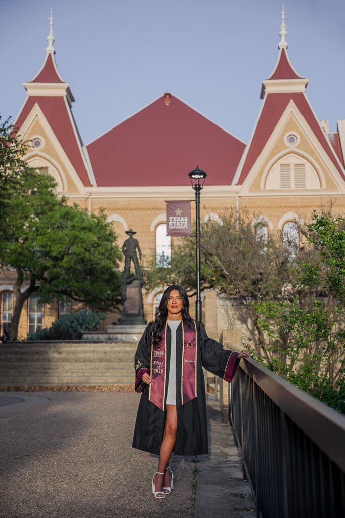 Texas State Old Main senior pictures, san marcos photographer