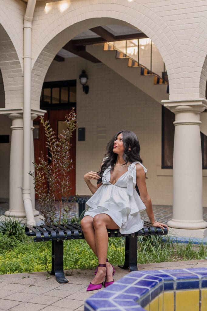 Taylor Murphy Courtyard Texas State grad photos